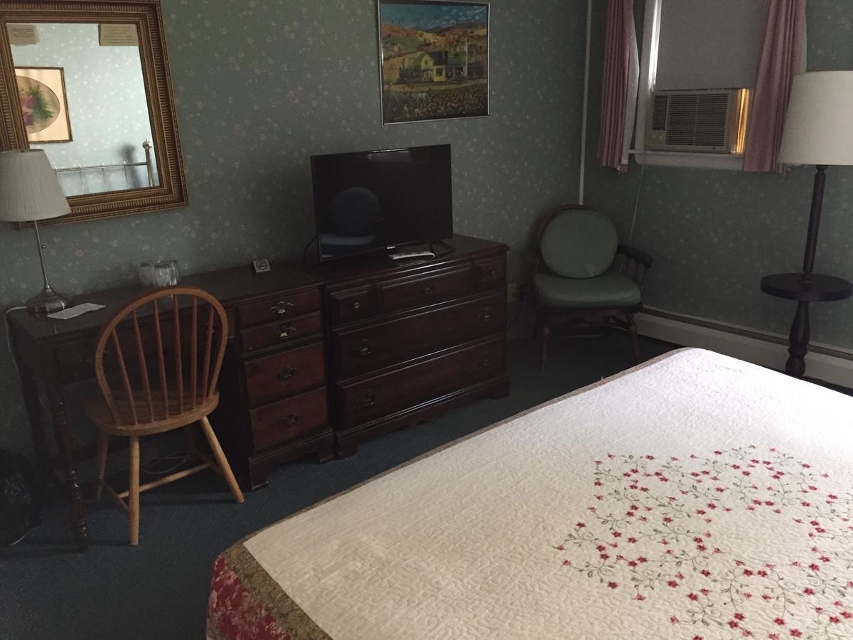 Swiss Inn Londonderry Bagian luar foto