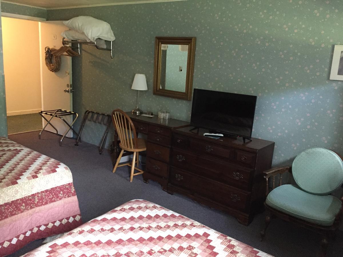 Swiss Inn Londonderry Bagian luar foto