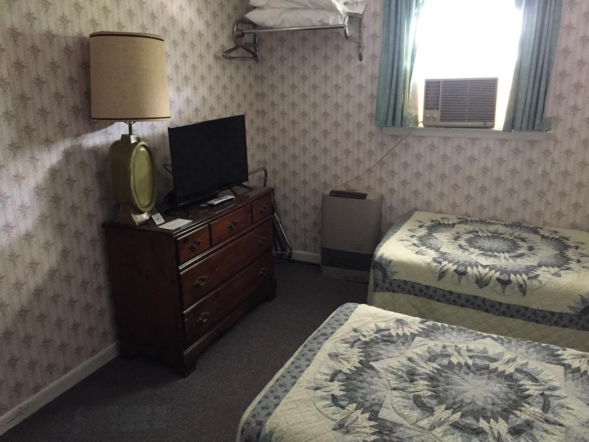 Swiss Inn Londonderry Bagian luar foto