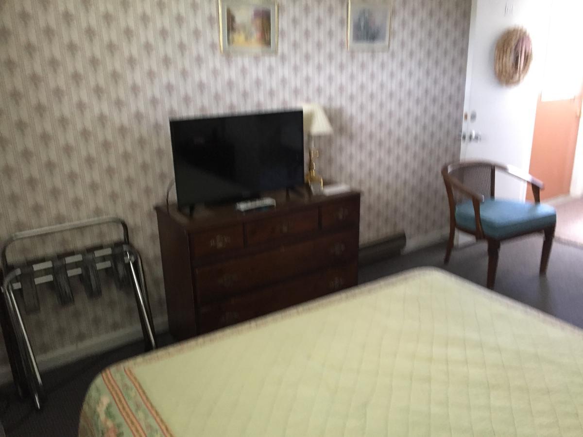 Swiss Inn Londonderry Bagian luar foto
